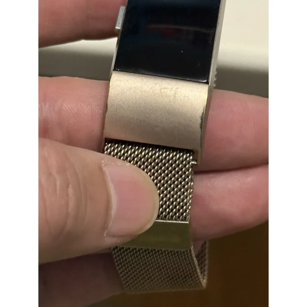 Fitbit Charge 2 Heart Rate & Fitness Black Wristband SMALL And Charger